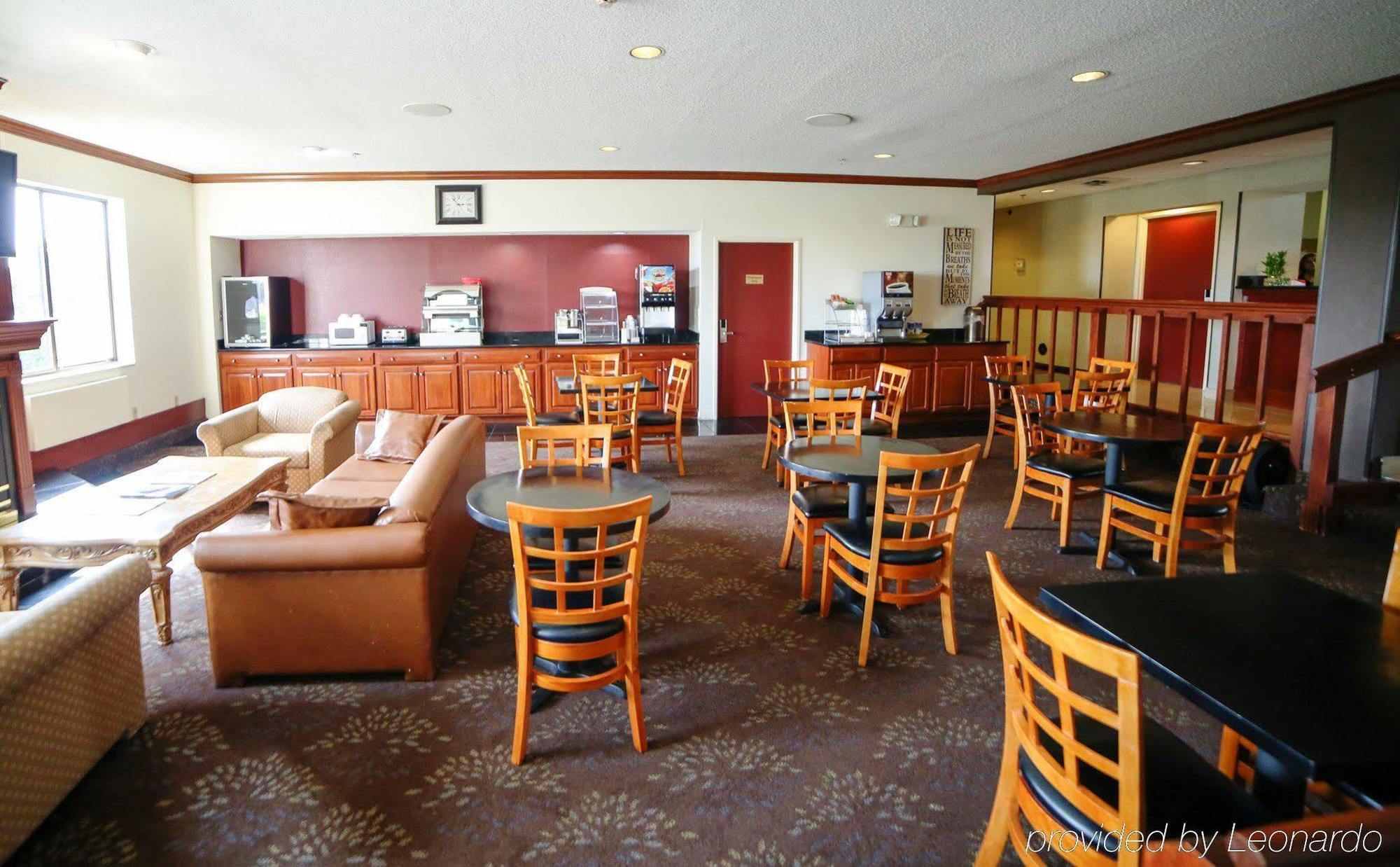 Red Roof Inn Evansville Stacer Bagian luar foto