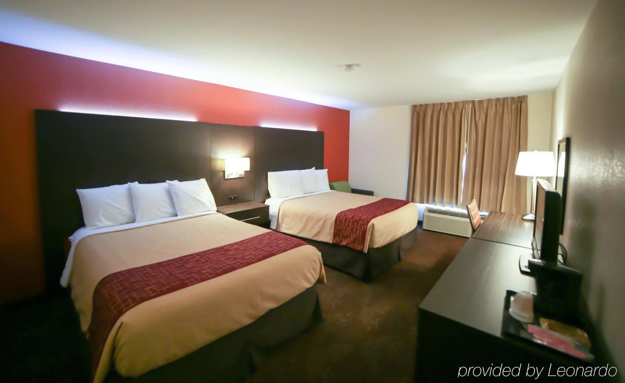 Red Roof Inn Evansville Stacer Bagian luar foto
