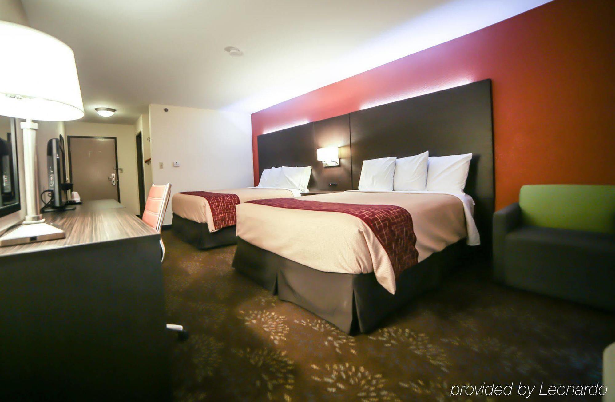 Red Roof Inn Evansville Stacer Bagian luar foto