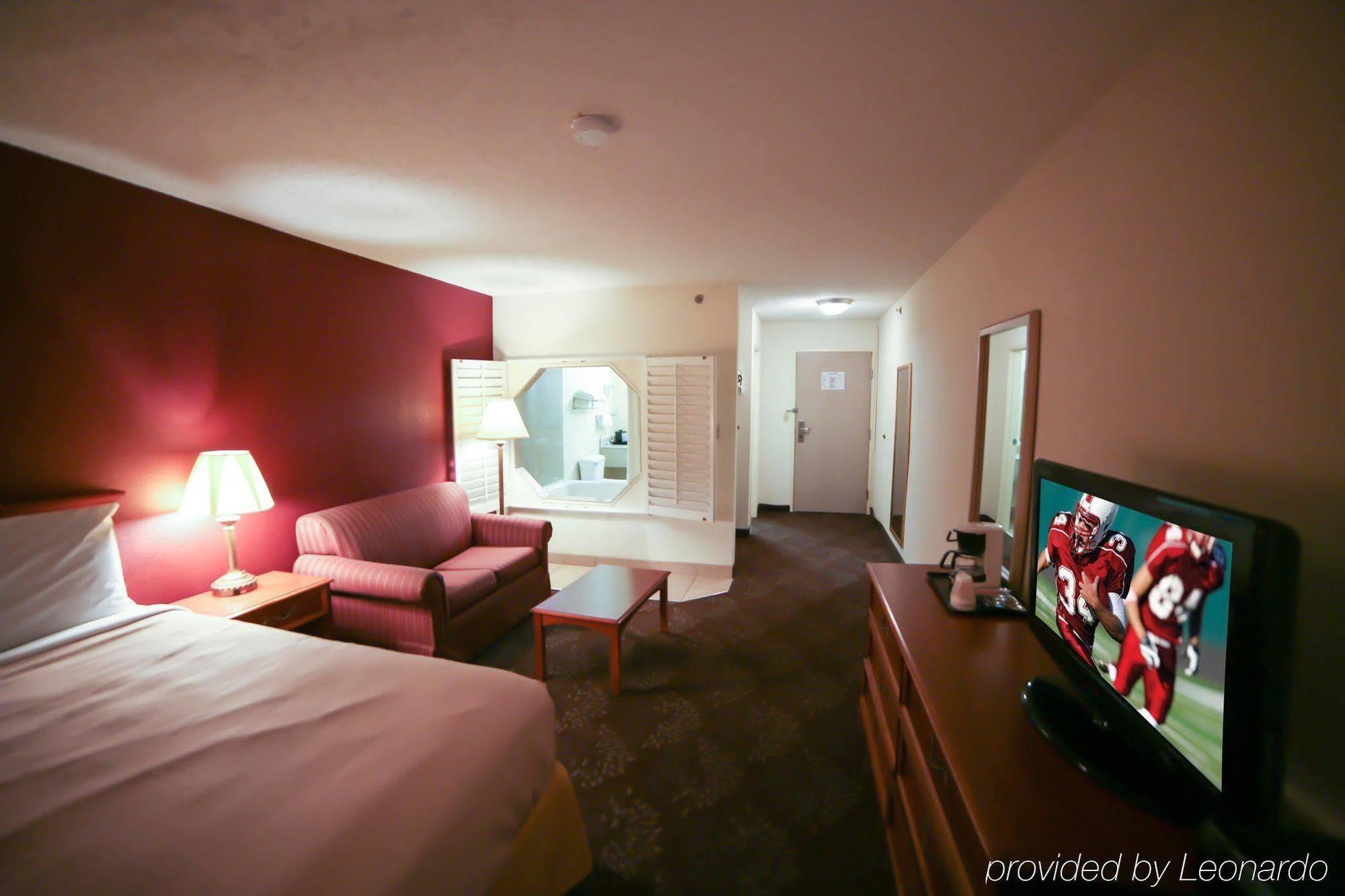 Red Roof Inn Evansville Stacer Bagian luar foto