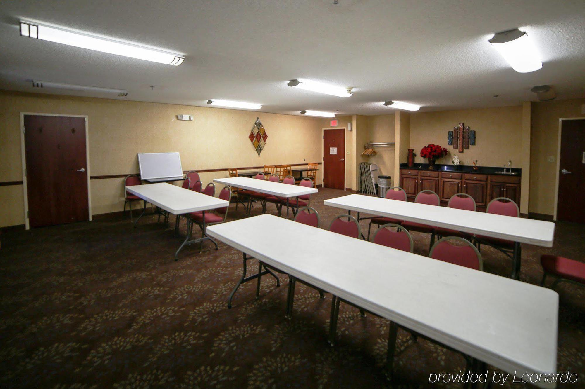 Red Roof Inn Evansville Stacer Bagian luar foto