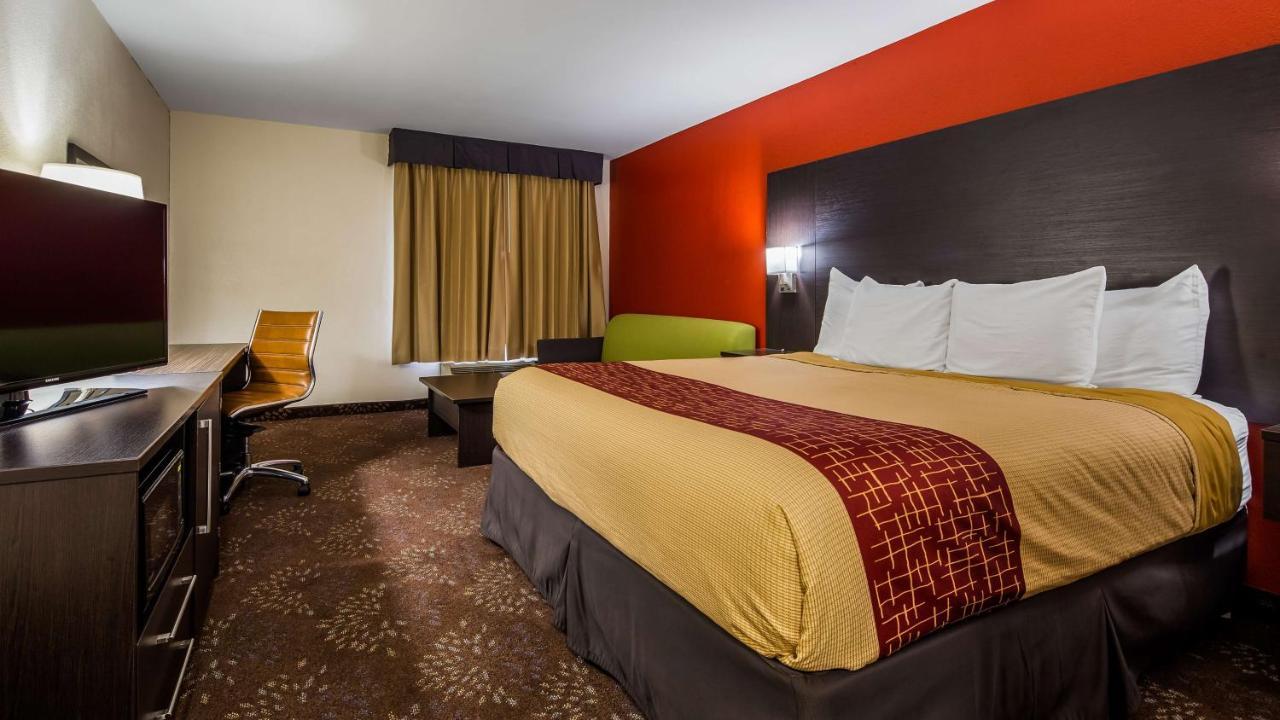 Red Roof Inn Evansville Stacer Bagian luar foto