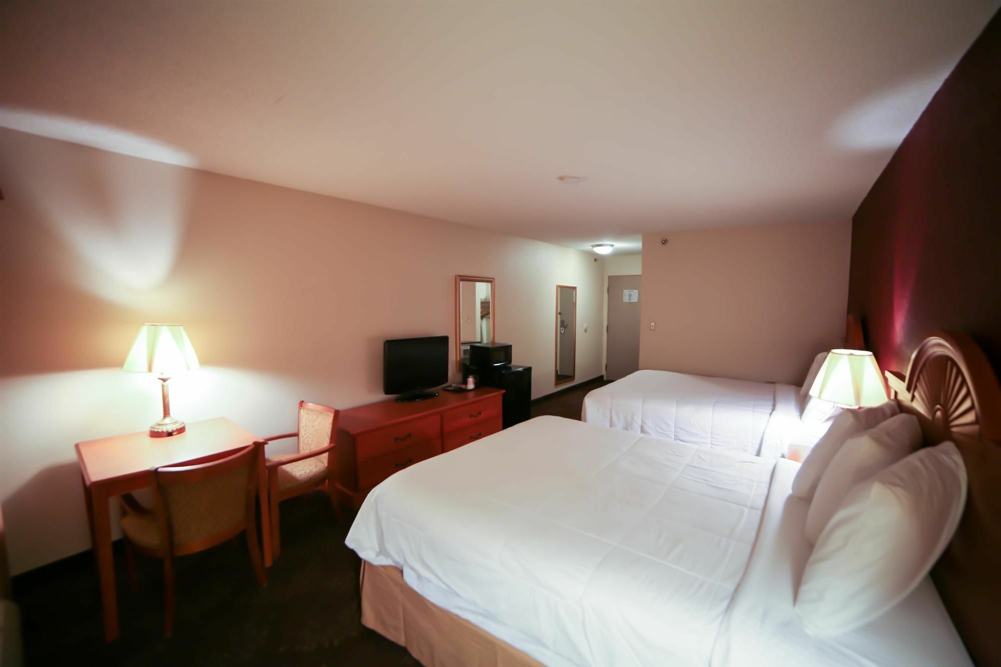 Red Roof Inn Evansville Stacer Bagian luar foto