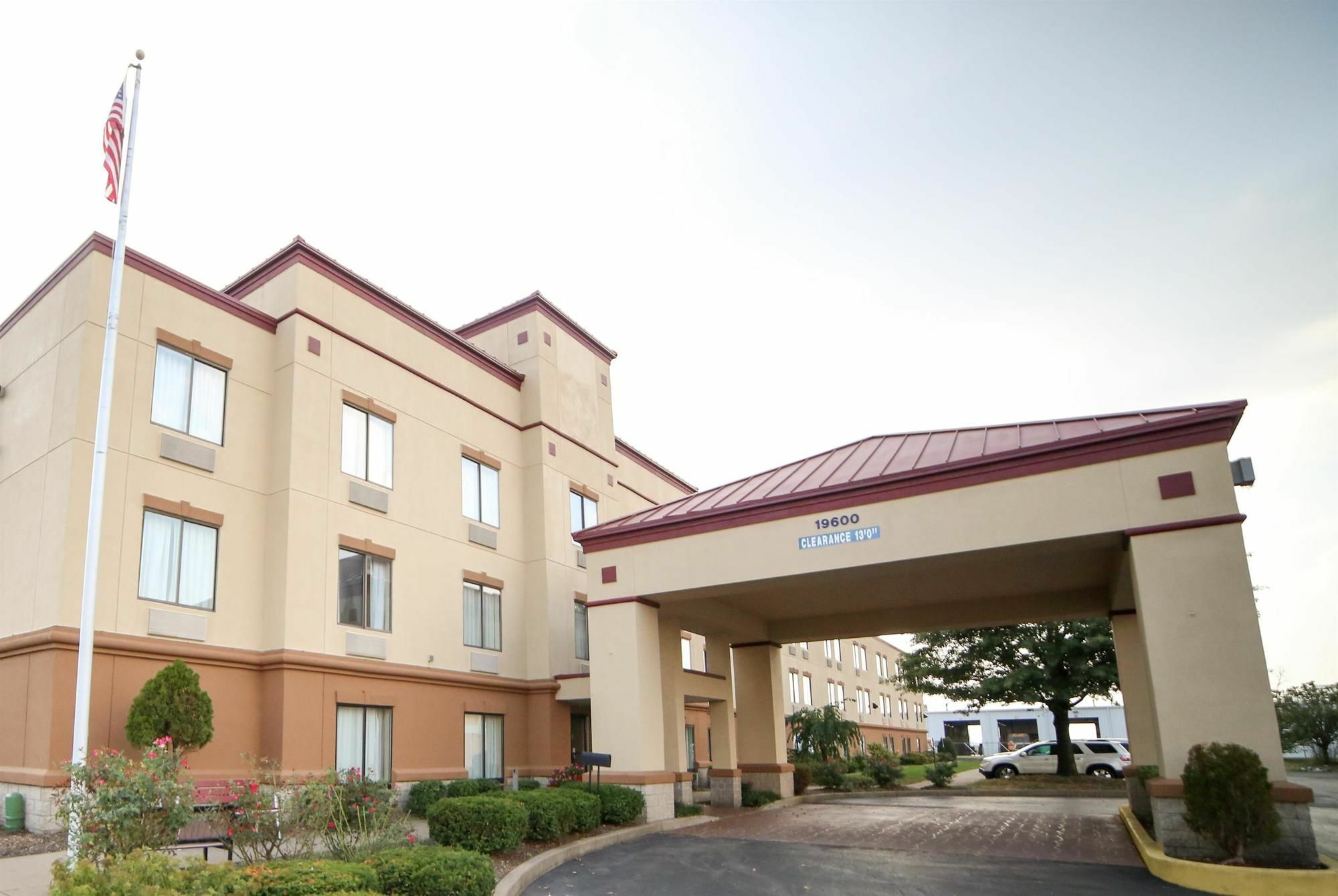 Red Roof Inn Evansville Stacer Bagian luar foto
