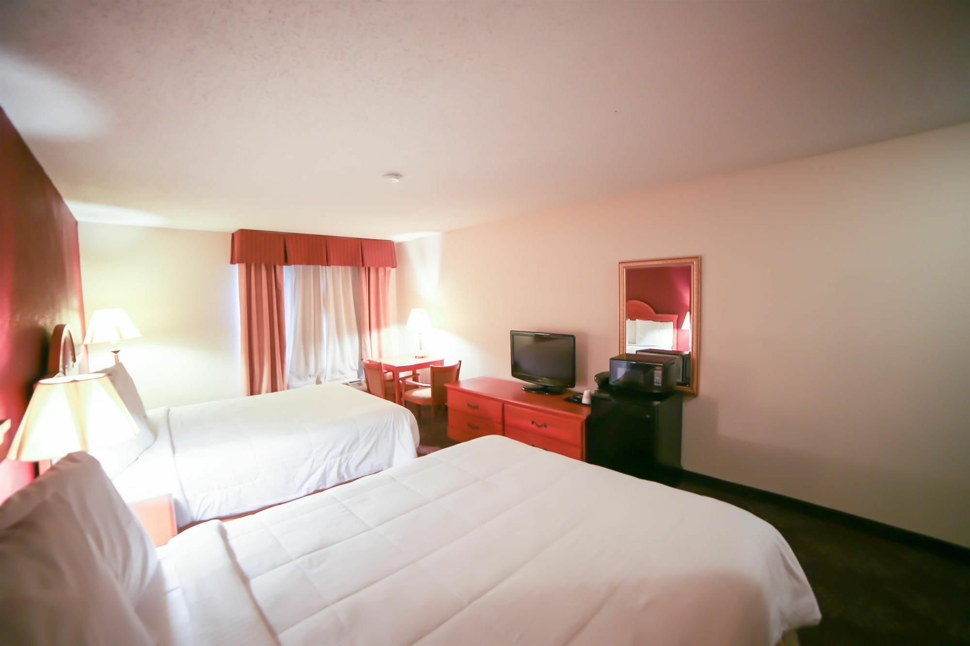 Red Roof Inn Evansville Stacer Bagian luar foto