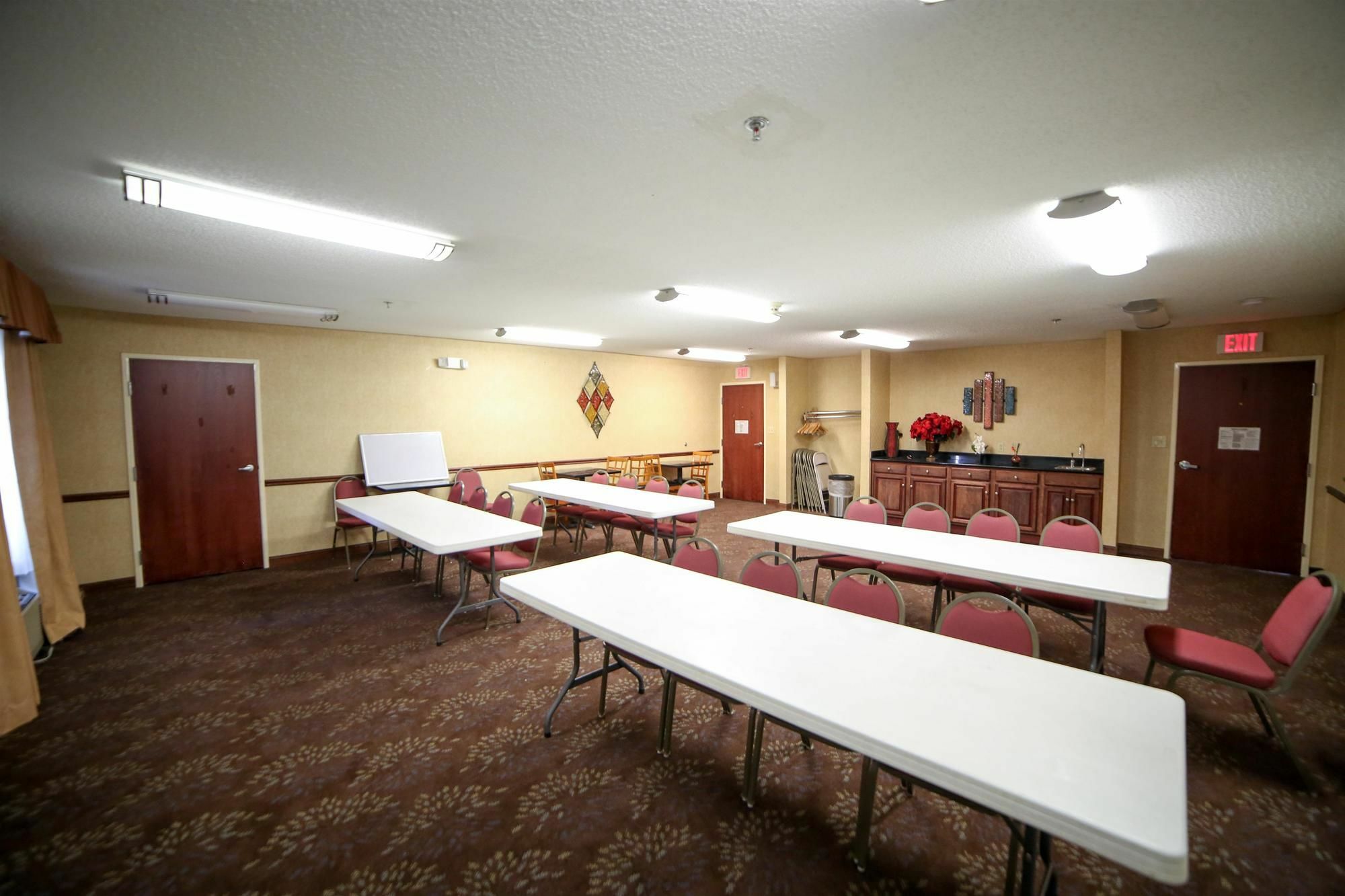 Red Roof Inn Evansville Stacer Bagian luar foto