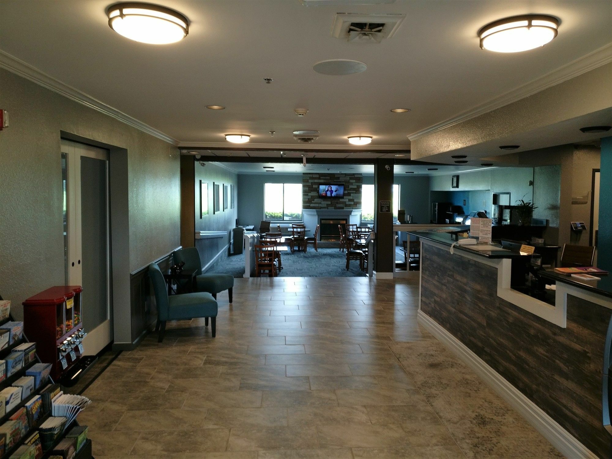 Red Roof Inn Evansville Stacer Bagian luar foto